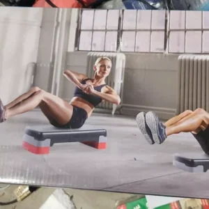 <div><span class="title-com">Wapoga Hall</span> – Lagos</div>